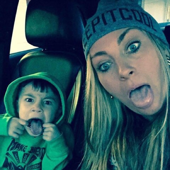 Meet your Posher, Amanda - Picture 4 of 4